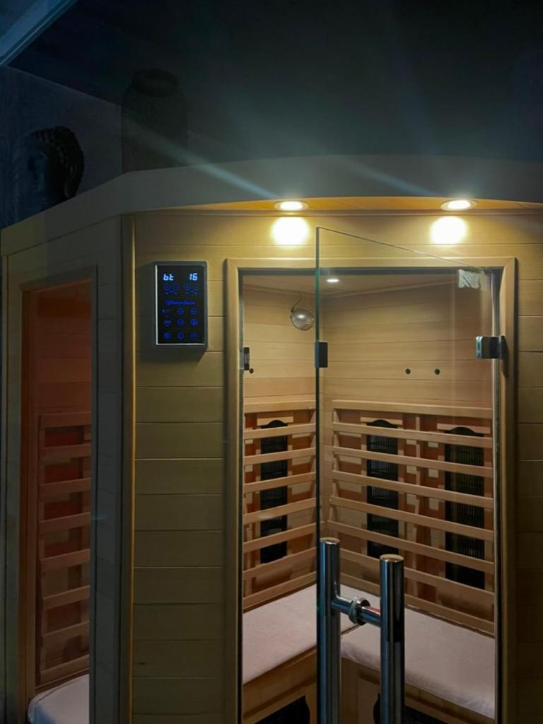 Gites Spa Strasbourg - Villa Cerf - Spa Prive, Sauna, Borne D'Arcade, Babyfoot Ittenheim Exterior foto